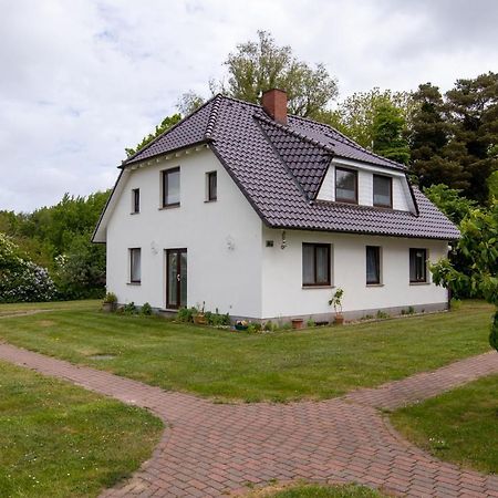 Urlaubs-Appartement Am Dorfrand Вік Екстер'єр фото