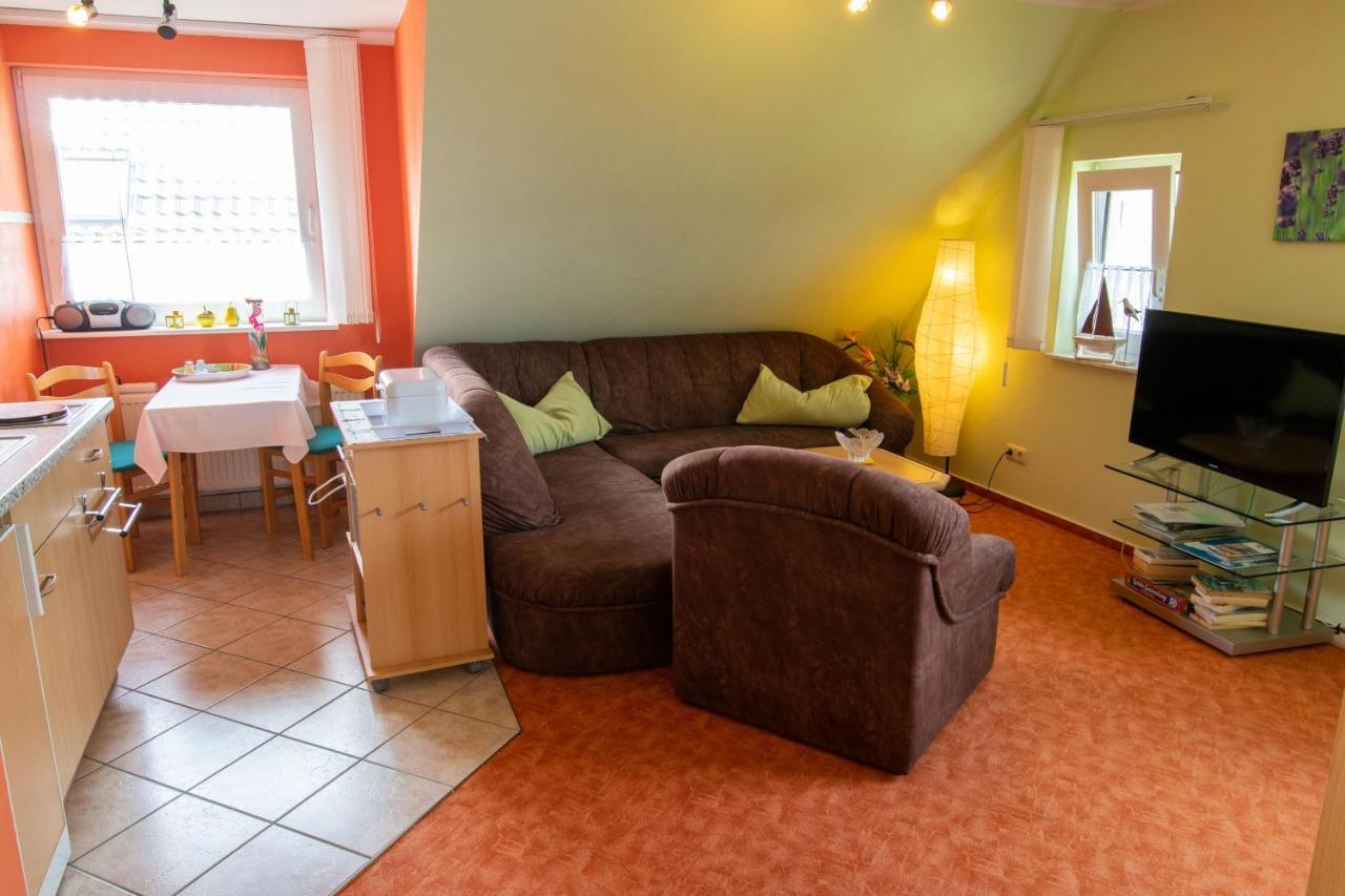Urlaubs-Appartement Am Dorfrand Вік Екстер'єр фото